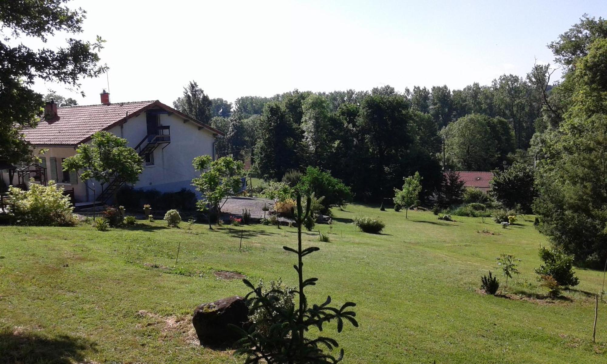 Ryokan Lankana Exideuil-sur-Vienne المظهر الخارجي الصورة